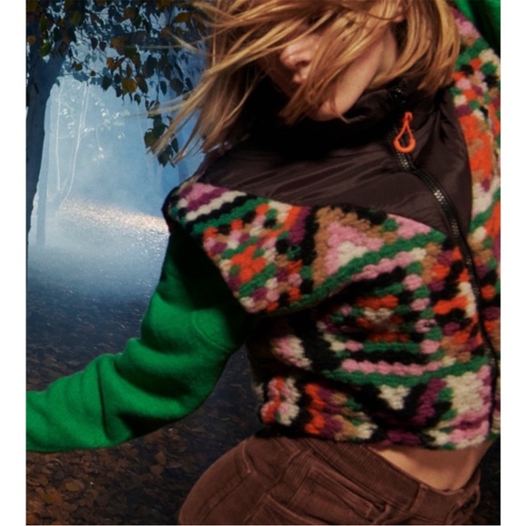 Rare Multicolored Sherpa Crochet Vest - Picture 3 of 11